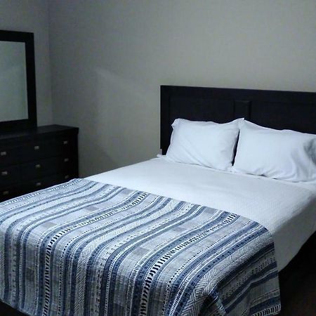 Campbell'S Accommodations Gull Lake ภายนอก รูปภาพ