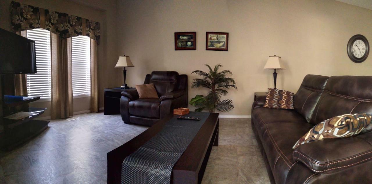 Campbell'S Accommodations Gull Lake ภายนอก รูปภาพ